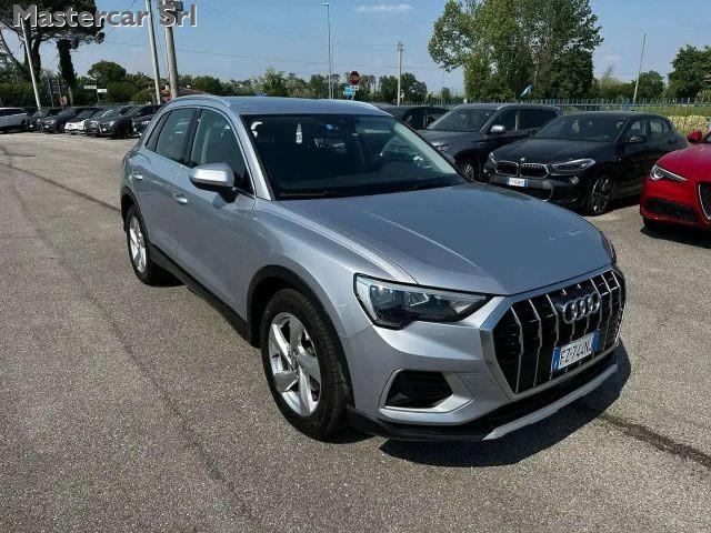 AUDI Q3 35 2.0 tdi Business Advanced quattro - FZ744NJ