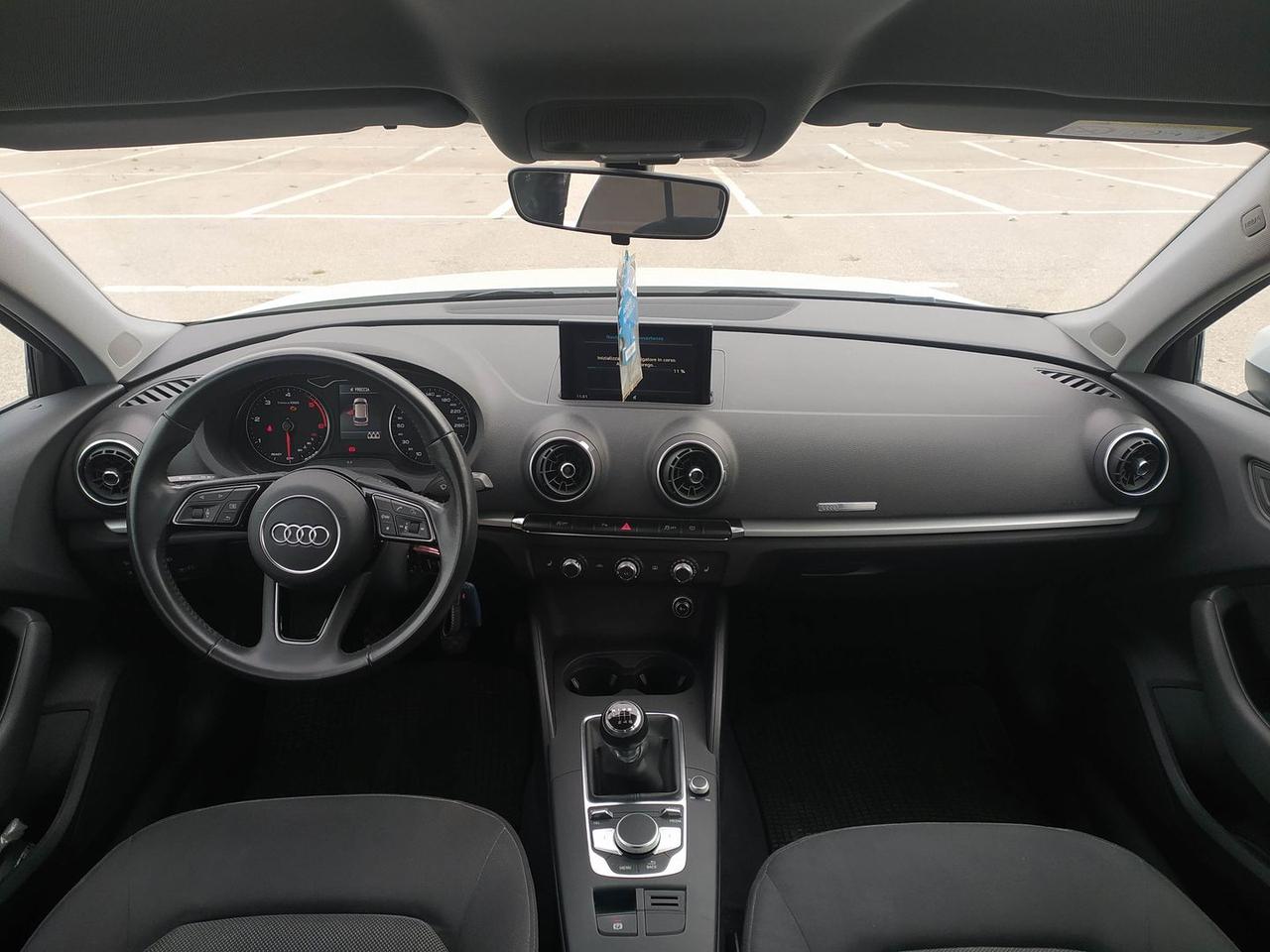 Audi A3 Business Line 2.0 35 TDI #7770