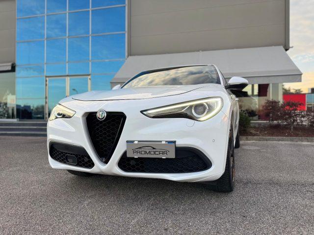 ALFA ROMEO Stelvio 2.2 TURBODIESEL 210 CV AT8 Q4 VELOCE *UNIPROP*
