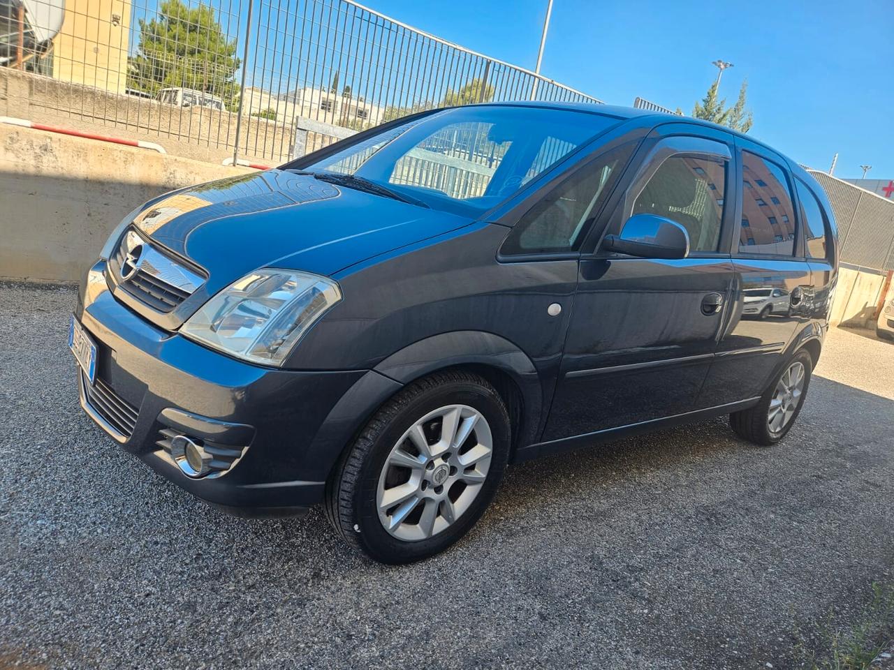 Opel Meriva 1.7cdti 74kw