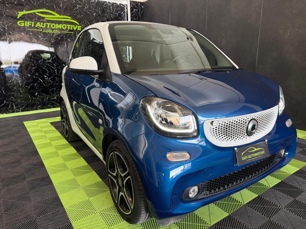 Smart Fortwo 0.9 Turbo Basis Passion