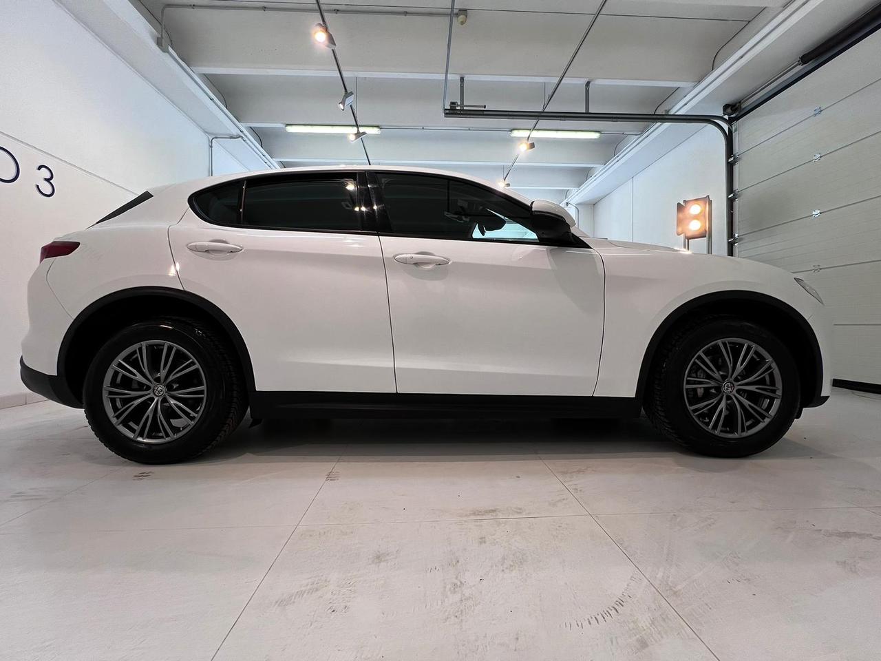 Alfa Romeo Stelvio 2.2 Turbodiesel 190 CV AT8 Q4 Business