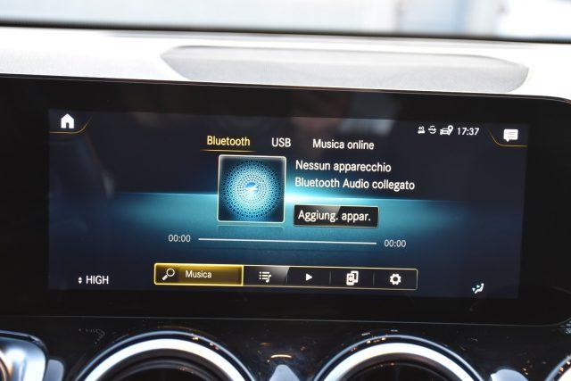 MERCEDES-BENZ GLB 200 d Automatic Business Extra