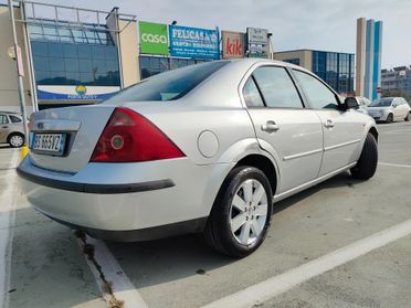 Ford Mondeo 1.8i 16V cat 4p.