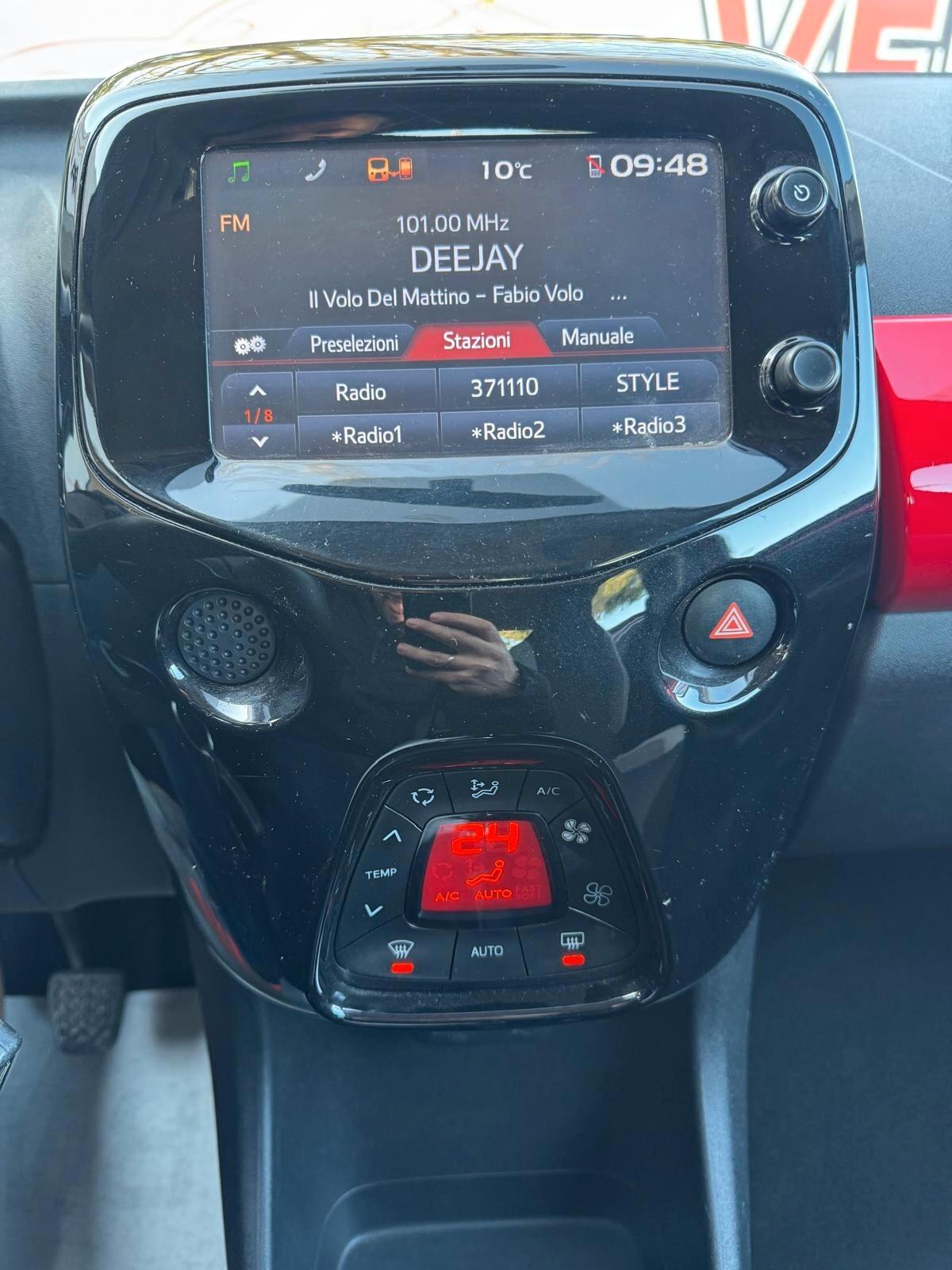 Toyota Aygo 1.0 VVT-i 69 CV 5 porte x-clusiv