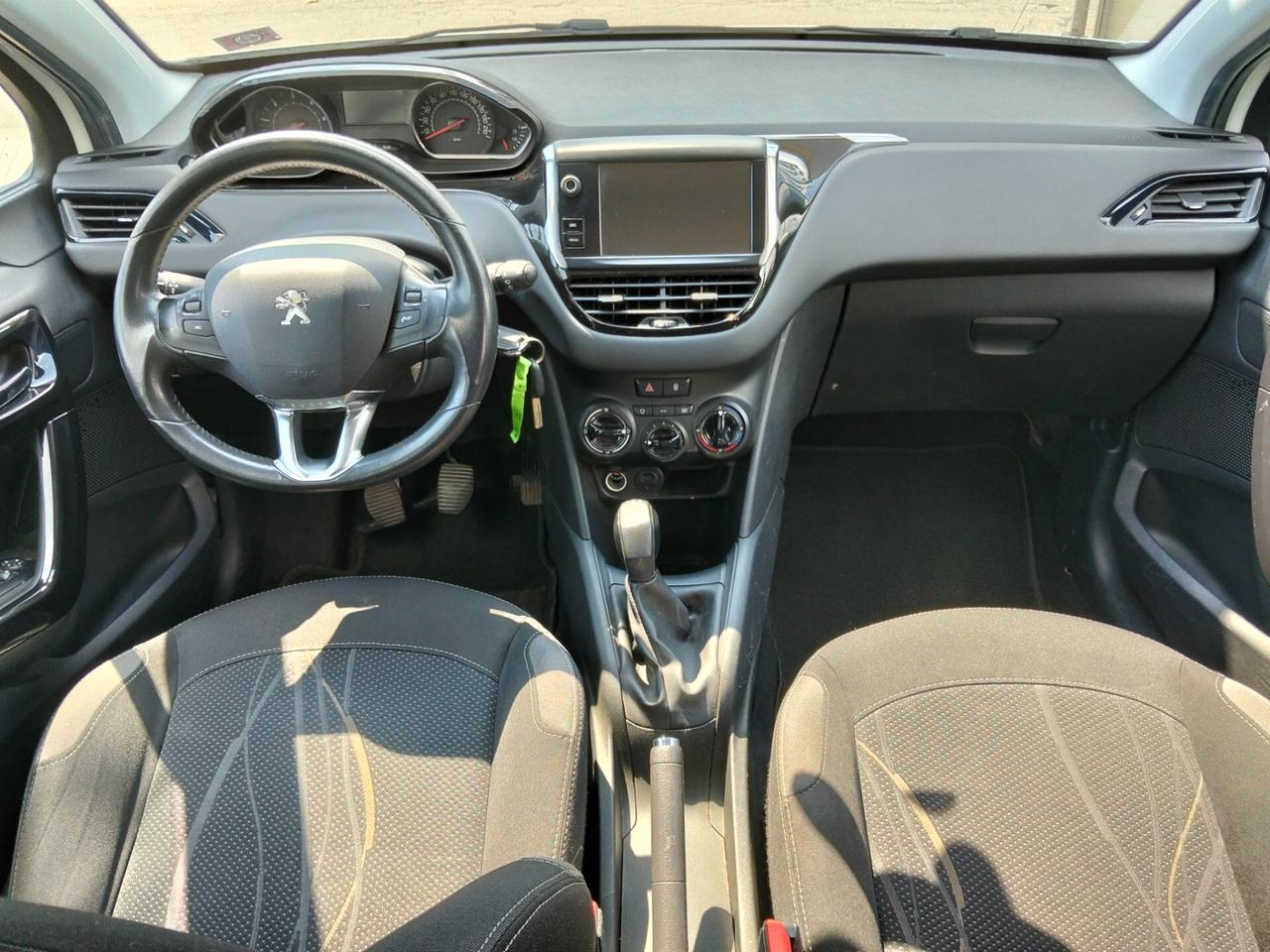 Peugeot 208 1.4 HDi 68 CV 5 porte Allure