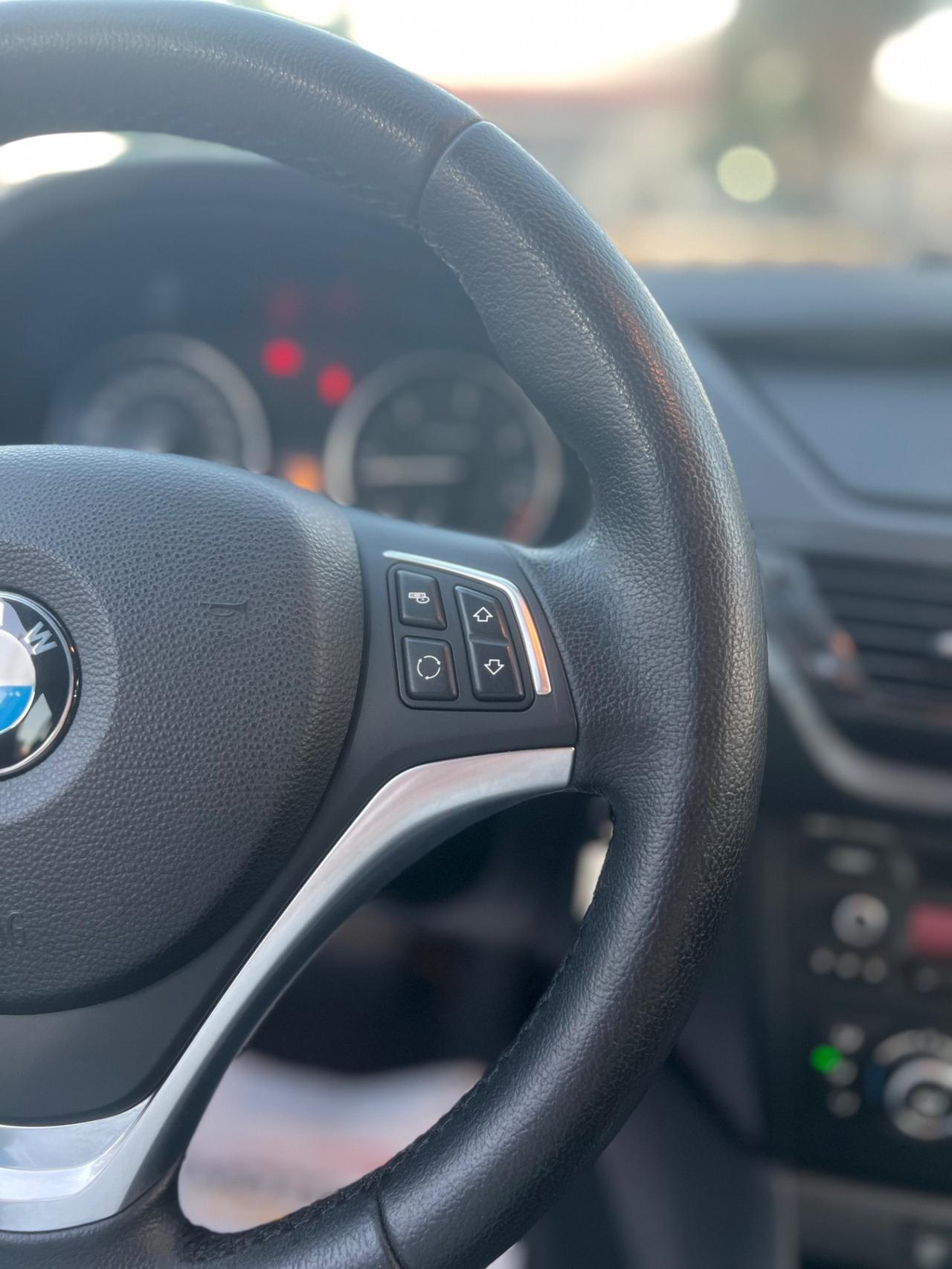 BMW X1 sDrive18d X Line - 12/2013