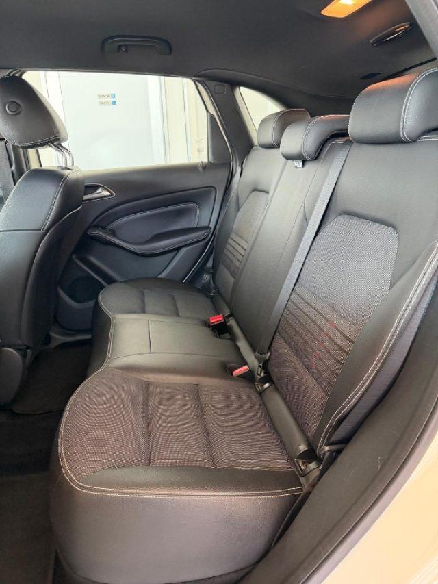 MERCEDES-BENZ B 200 c Sport //LED//NAVI//AUTOMATICA//