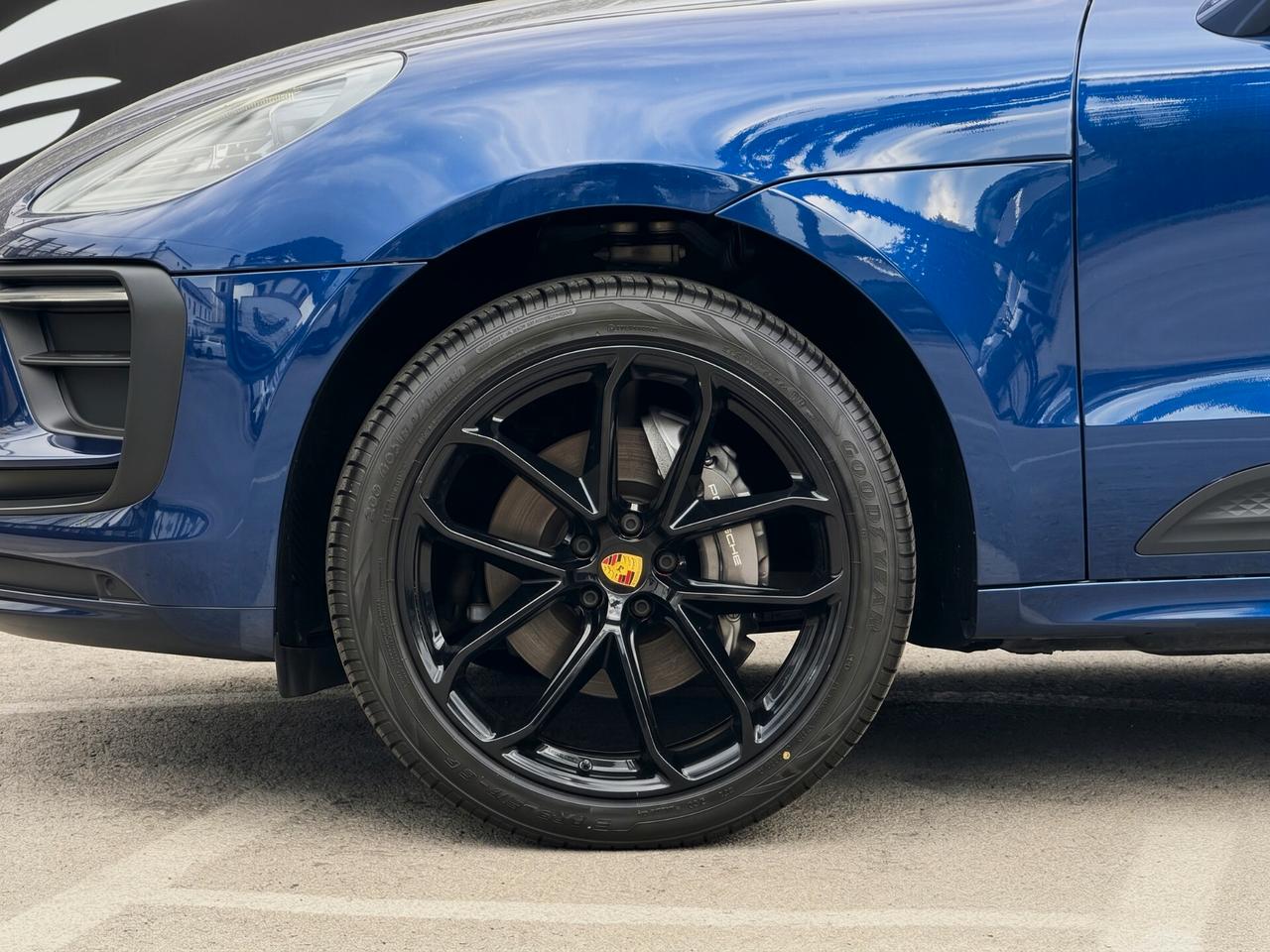 Porsche Macan 2.0 Turbo 265CV TETTO CAM 21"