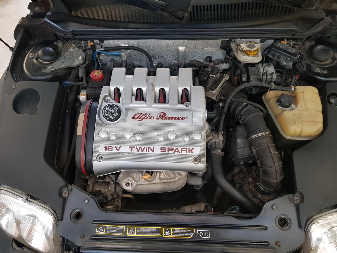 Alfa Romeo Spider 2.0 Twin Spark L