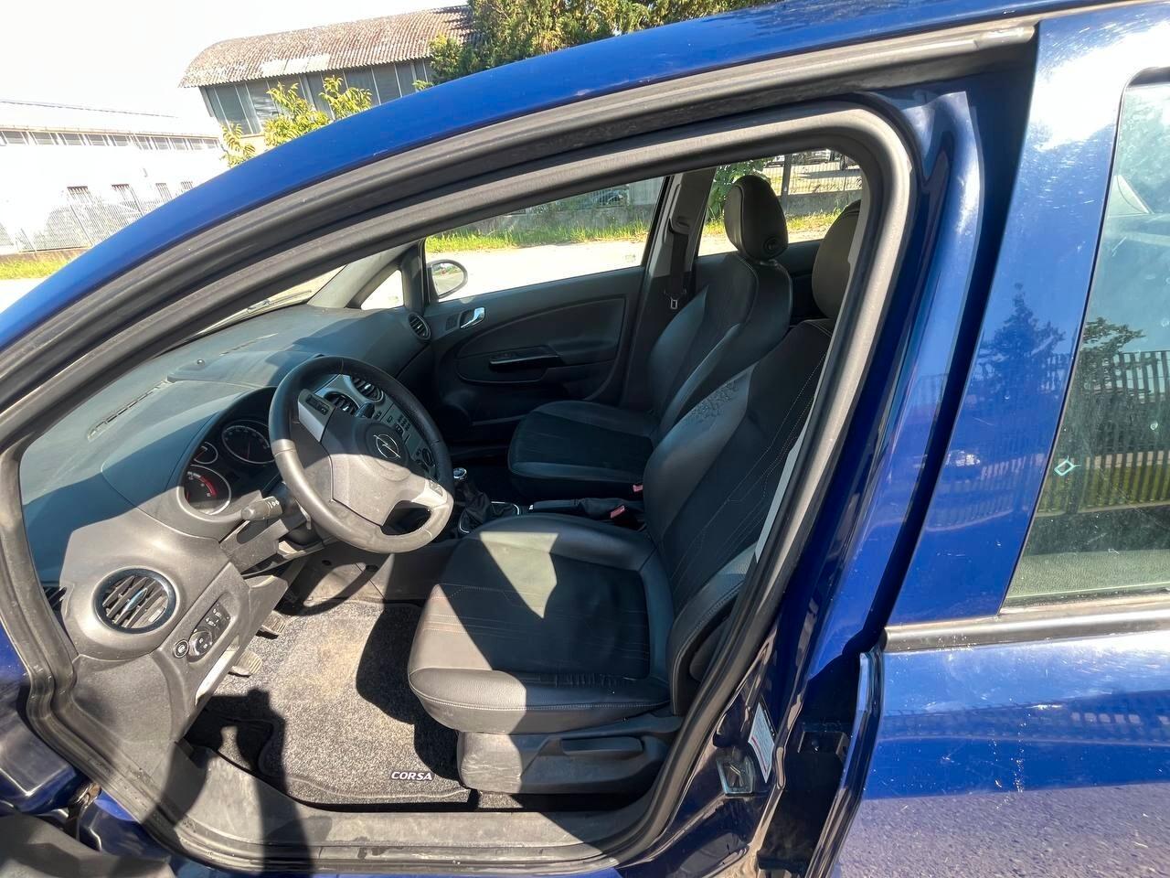 Opel Corsa 1.2 5 porte Metano