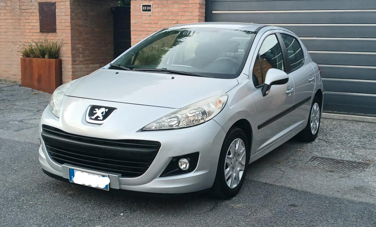 Peugeot 207 BENZINA EURO5 2011 NEOP TRATTABILE