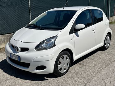 Toyota Aygo 1.0 12V VVT-i 5 porte