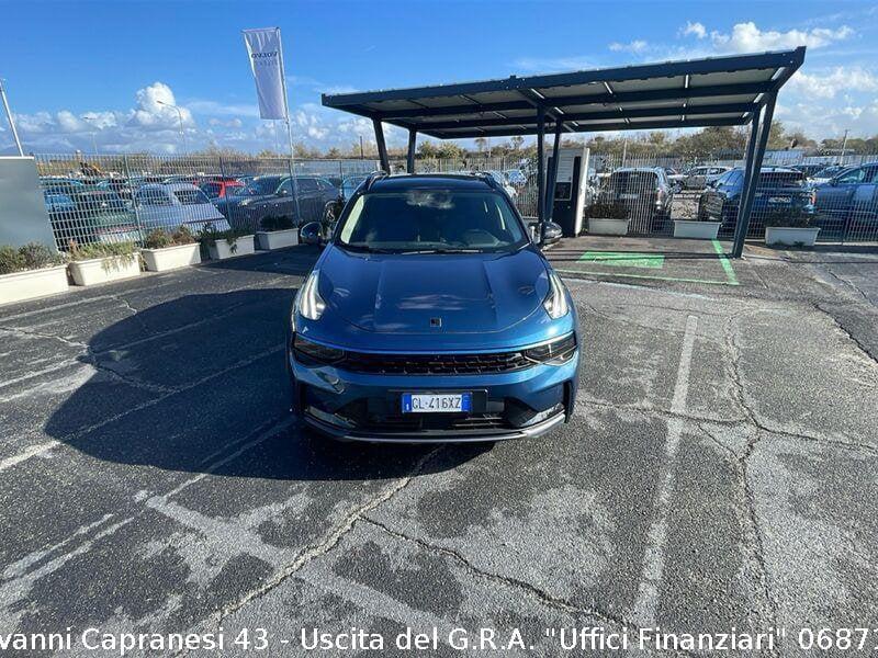 Lynk & Co 01 01 PHEV