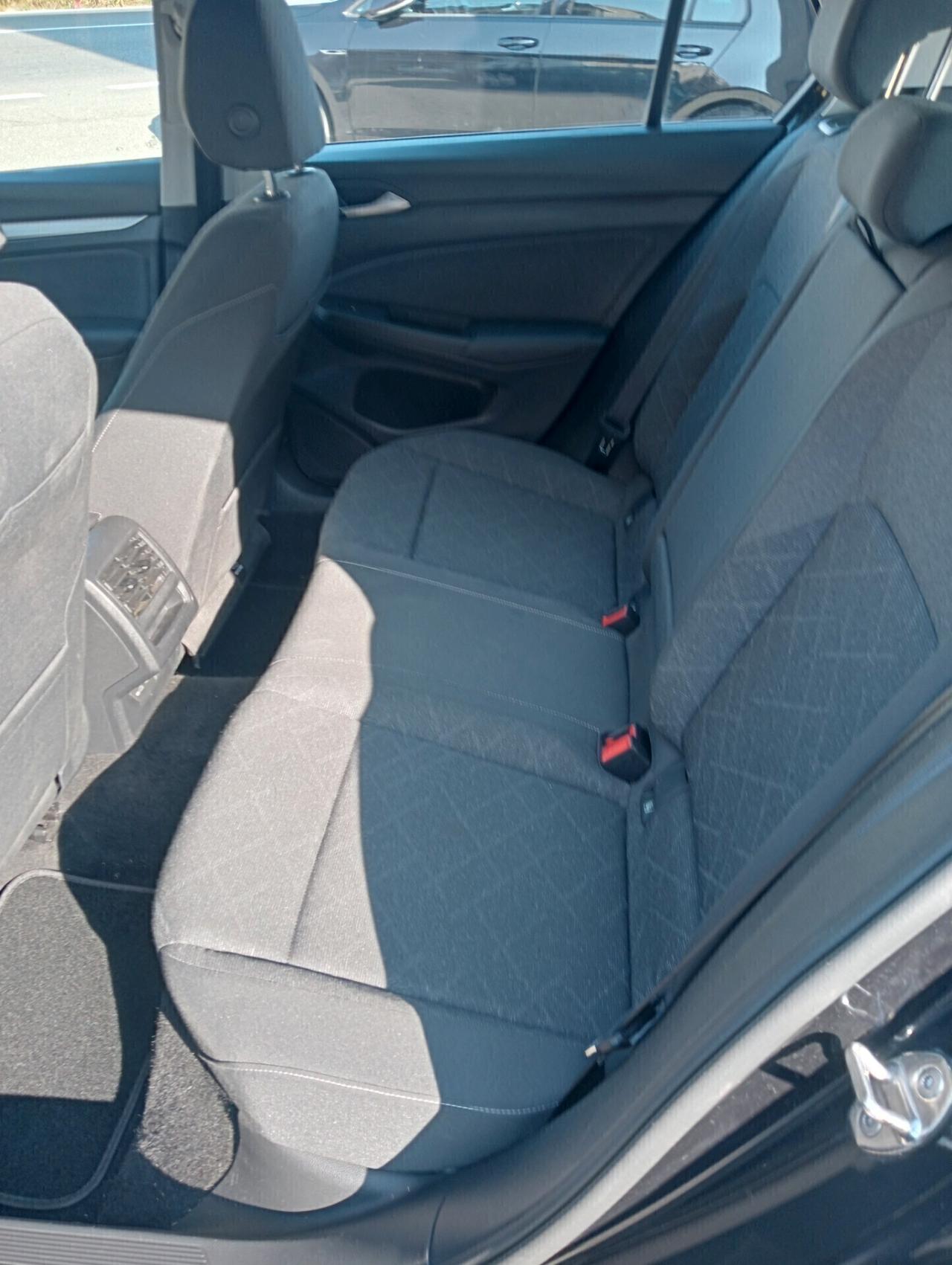 Volkswagen Golf 8° 1.0 TSI EVO Life X Neopatentati