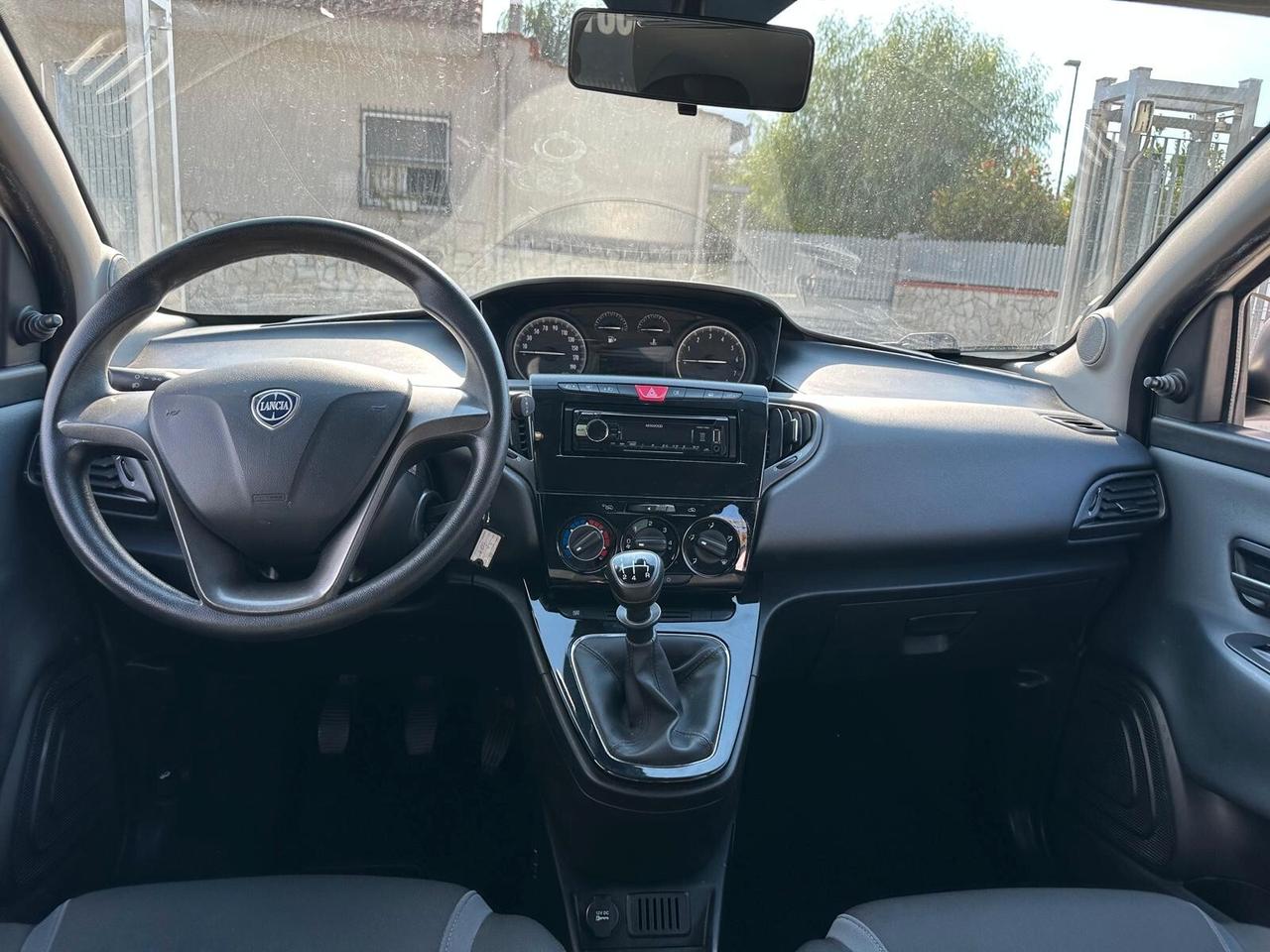 Lancia Ypsilon 1.2 69 CV 5 porte Silver-07/2017
