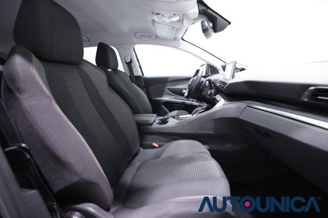 PEUGEOT 3008 BLUEHDI 130 S&S EAT8 ALLURE FARI LED NEOPATENTATI