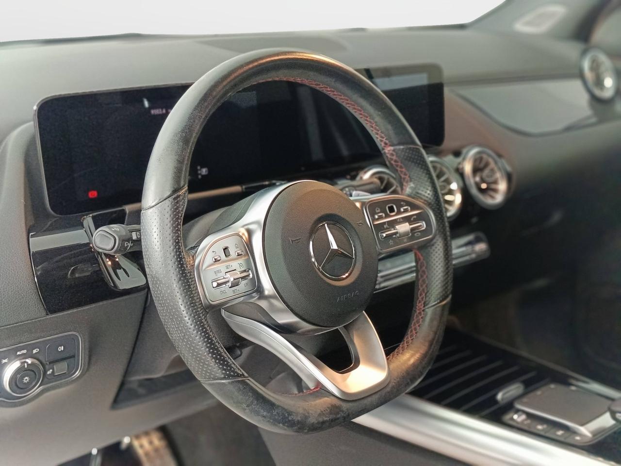 Mercedes-Benz GLA-H247 2020 - GLA 180 d Premium auto