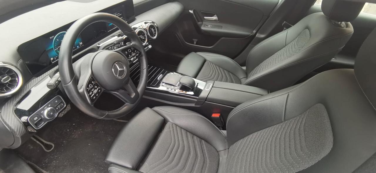 Mercedes-benz A 180 d Automatic Business 2020 USATO