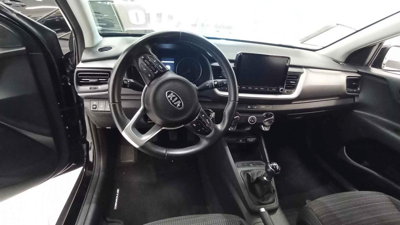 KIA STONIC 1.2 BZ - UNICO PROPRIETARIO - OK NEOP.