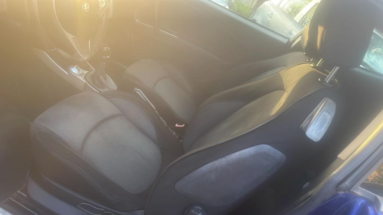 Alfa Romeo MiTo 1.4 T 135 CV M.air Progression