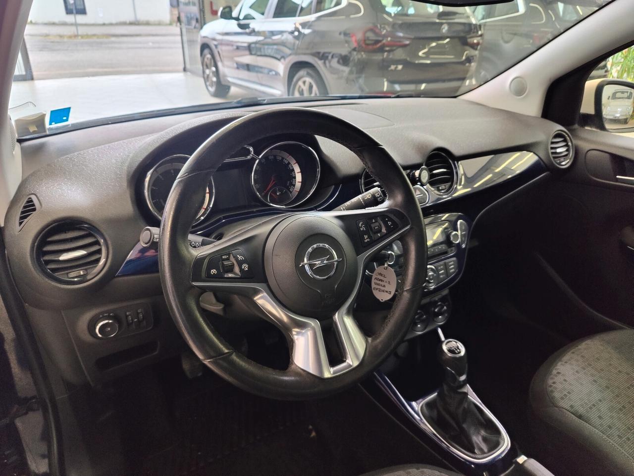 Opel Adam 1.2 70 CV