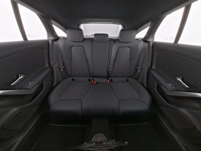 MERCEDES-BENZ CLA 180 d Automatic Shooting Brake Progressive Advanced