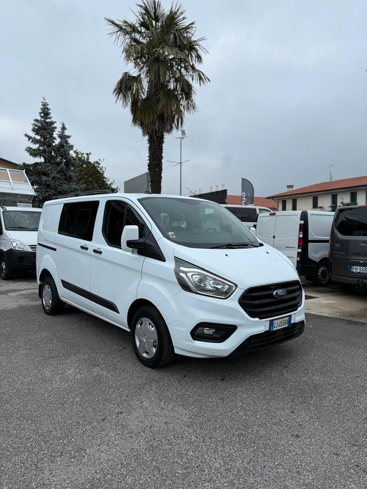 Ford Transit Custom Van 2.0 EcoBlue 6 POSTI DOPPIA CABINA