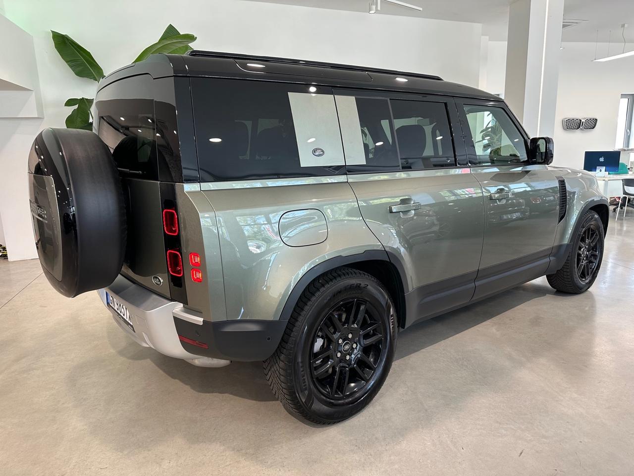 Land Rover Defender 110 3.0D I6 200 CV AWD Auto SE