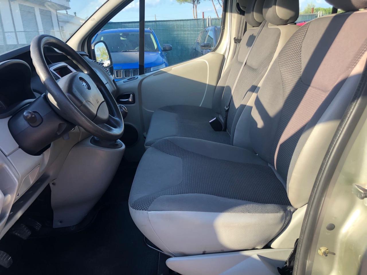 Opel Vivaro 27 2.0 CDTI 120CV PC-TN Combi 9 posti