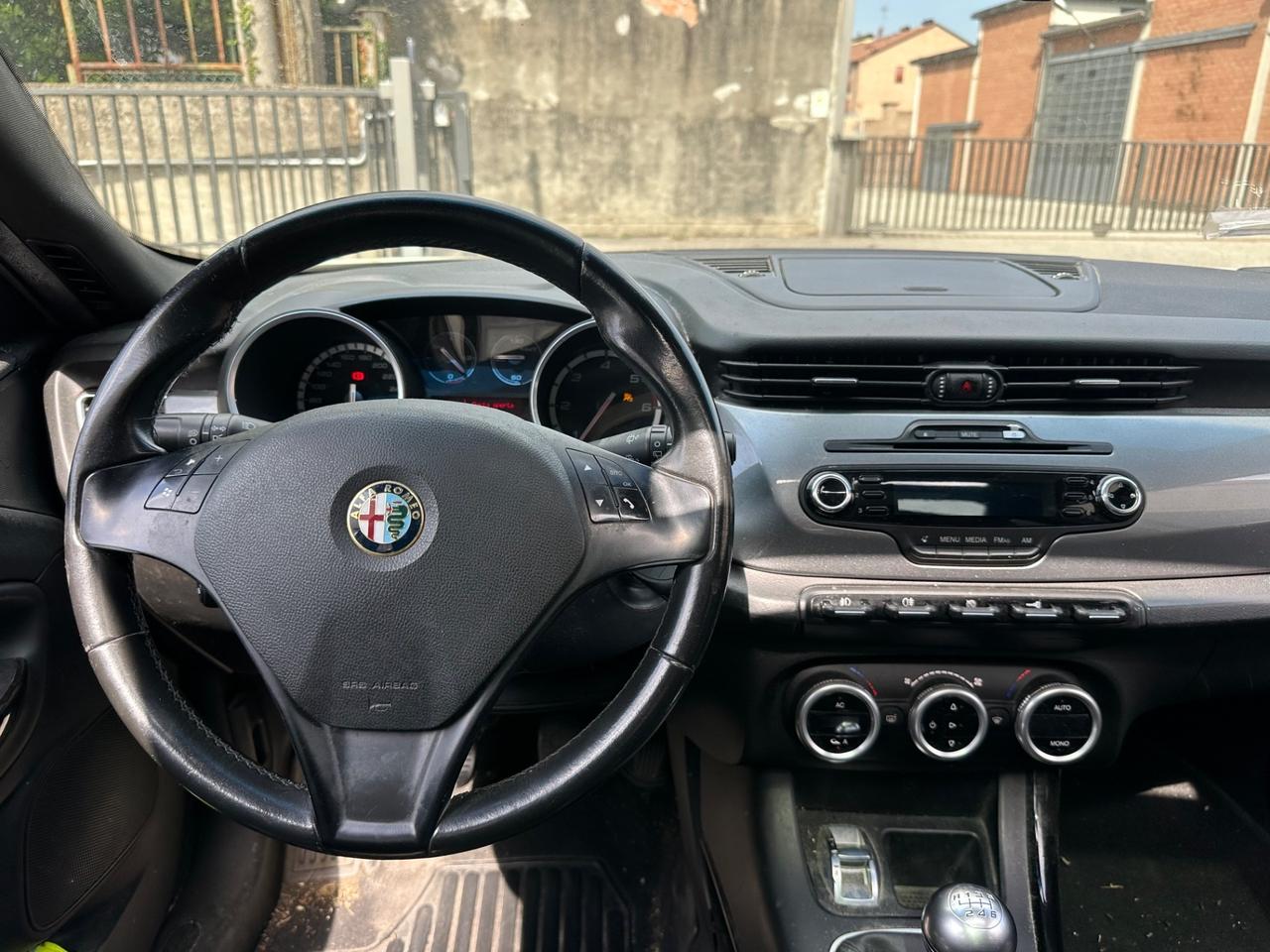 Alfa Romeo Giulietta 1.6 105 CV Finanziabile