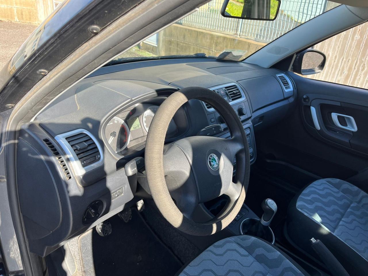 Skoda Fabia 1.2 benzina 12V 70CV 5p. Style