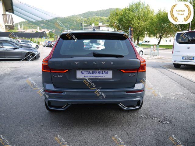 VOLVO XC60 B4 (d) AWD R-Design Plus Dark