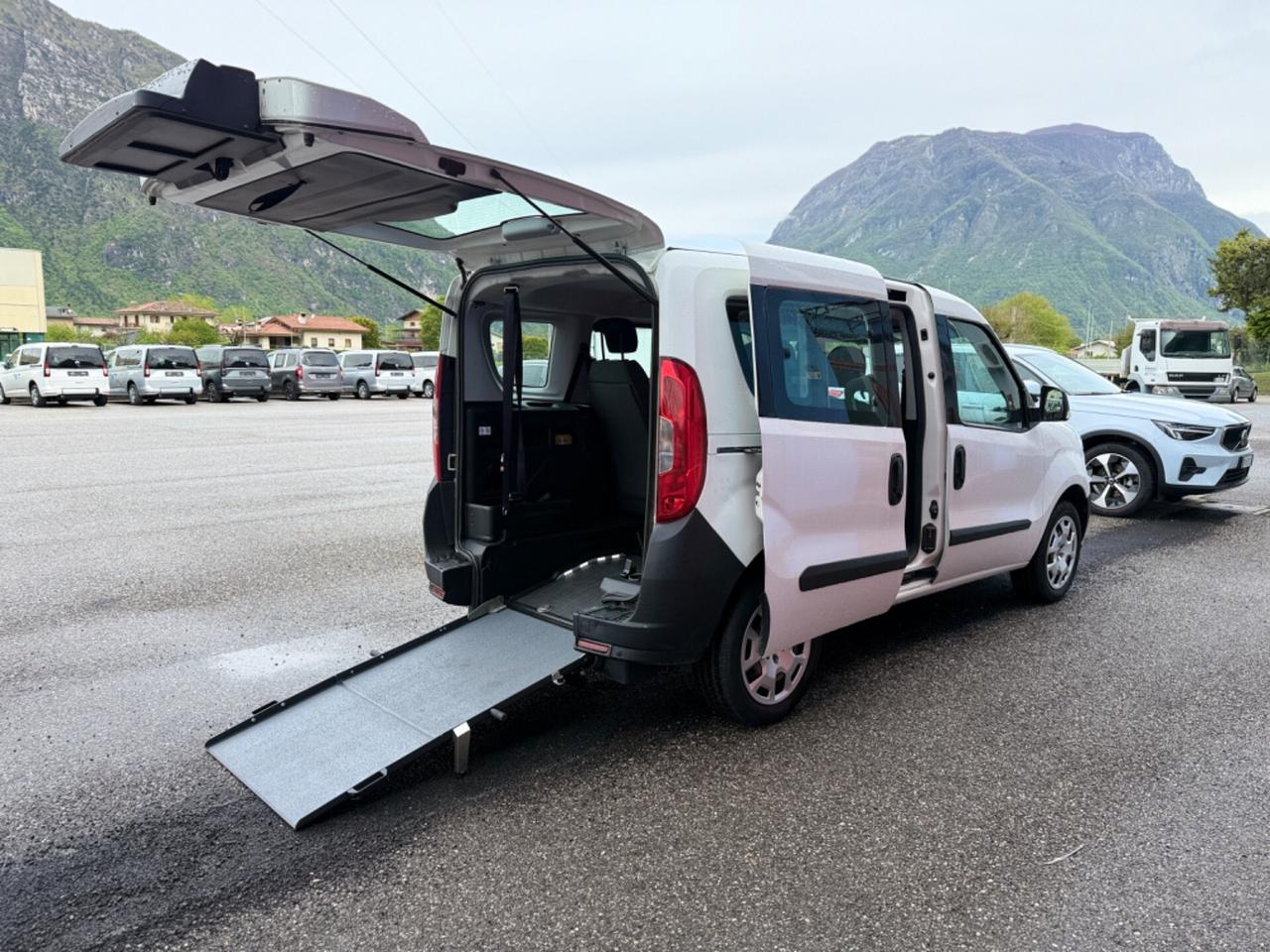 Fiat Doblo Auto per disabili