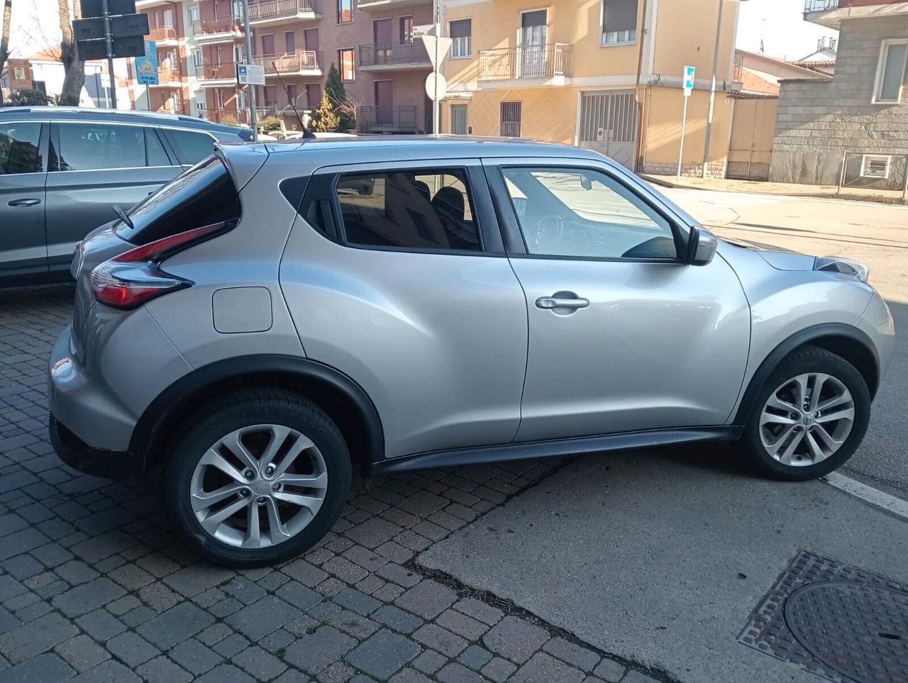 Nissan Juke 1.6 AT Acenta