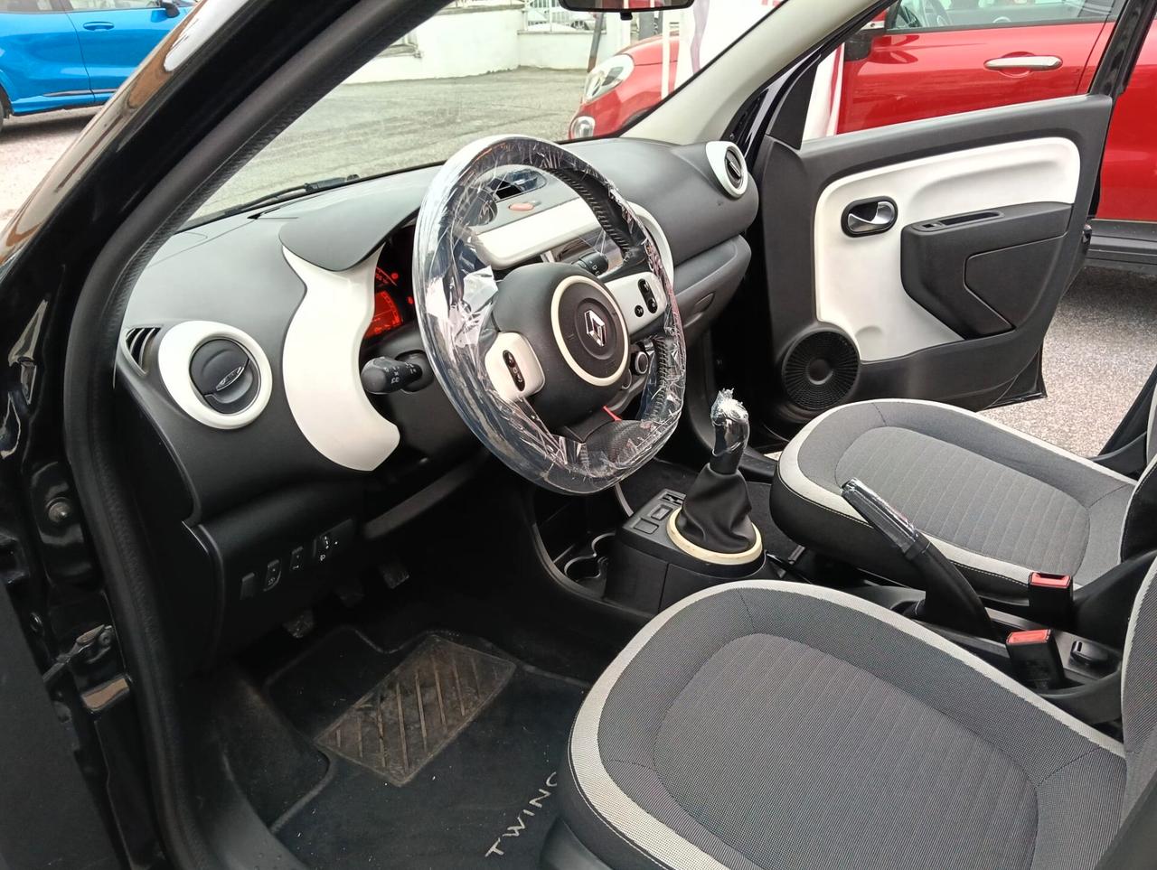 Renault Twingo SCe Lovely