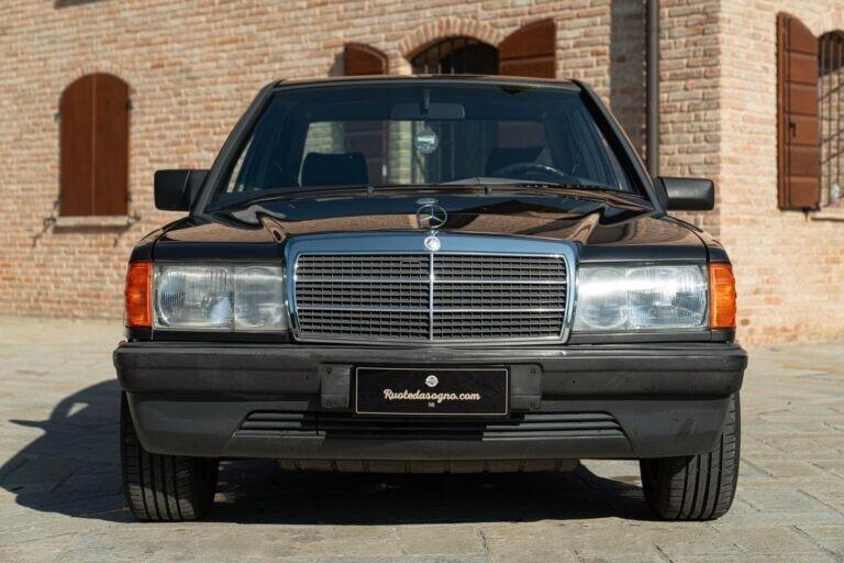 1988 MERCEDES-BENZ 190 E - MER00293