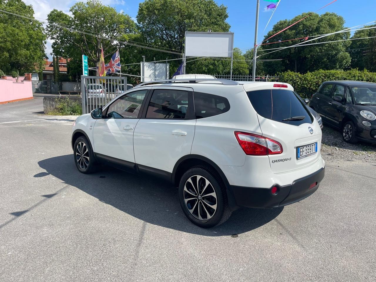 Nissan Qashqai Qashqai+2 2.0 dCi DPF n-tec