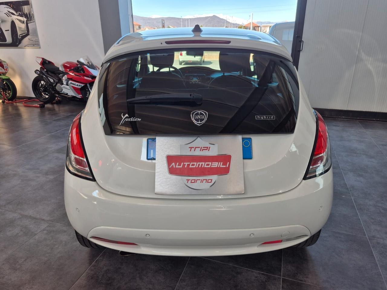 Lancia Ypsilon 1.0 hybrid gold PREZZO REALE