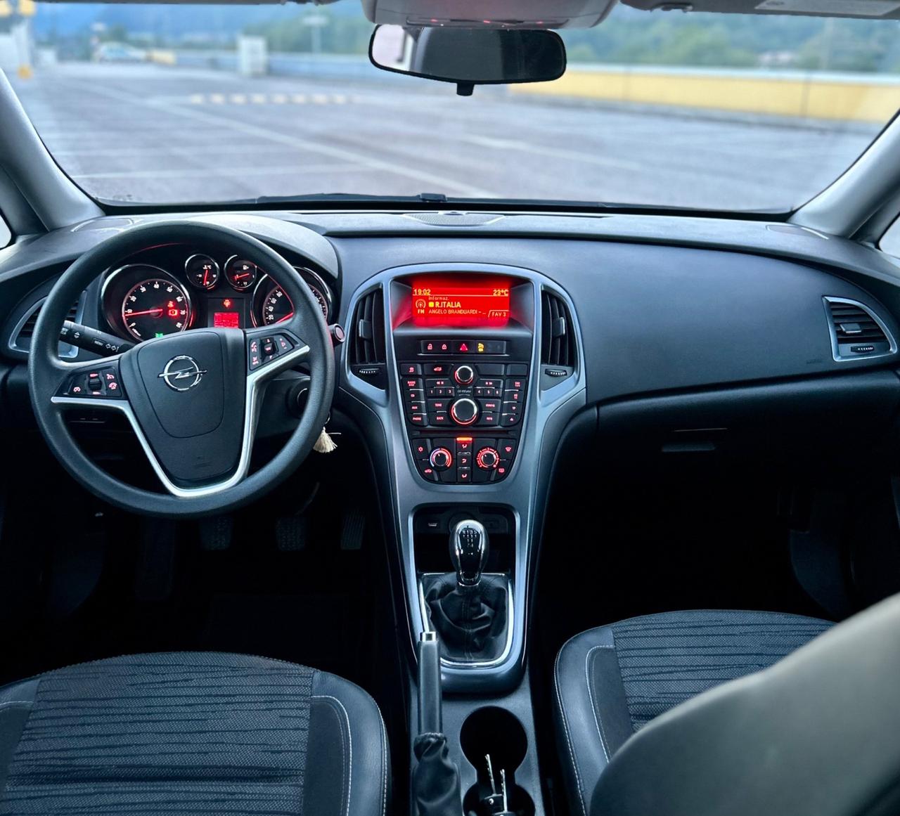 Opel Astra 1.4 Benz 5 porte Cosmo SOLO 55.000km
