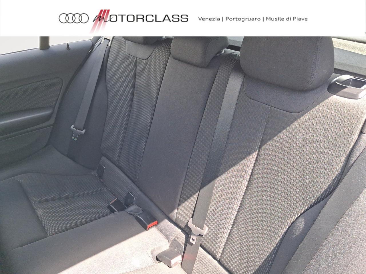 BMW Serie 1 5 porte 118d business