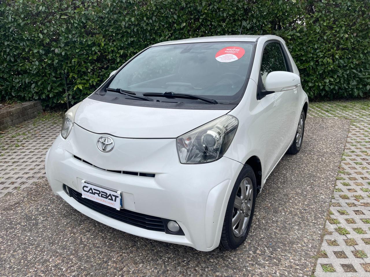 Toyota iQ 1.0 Active (sol) cvt E5
