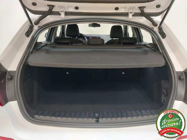 BMW 118 i 5p. Advantage Led Navi