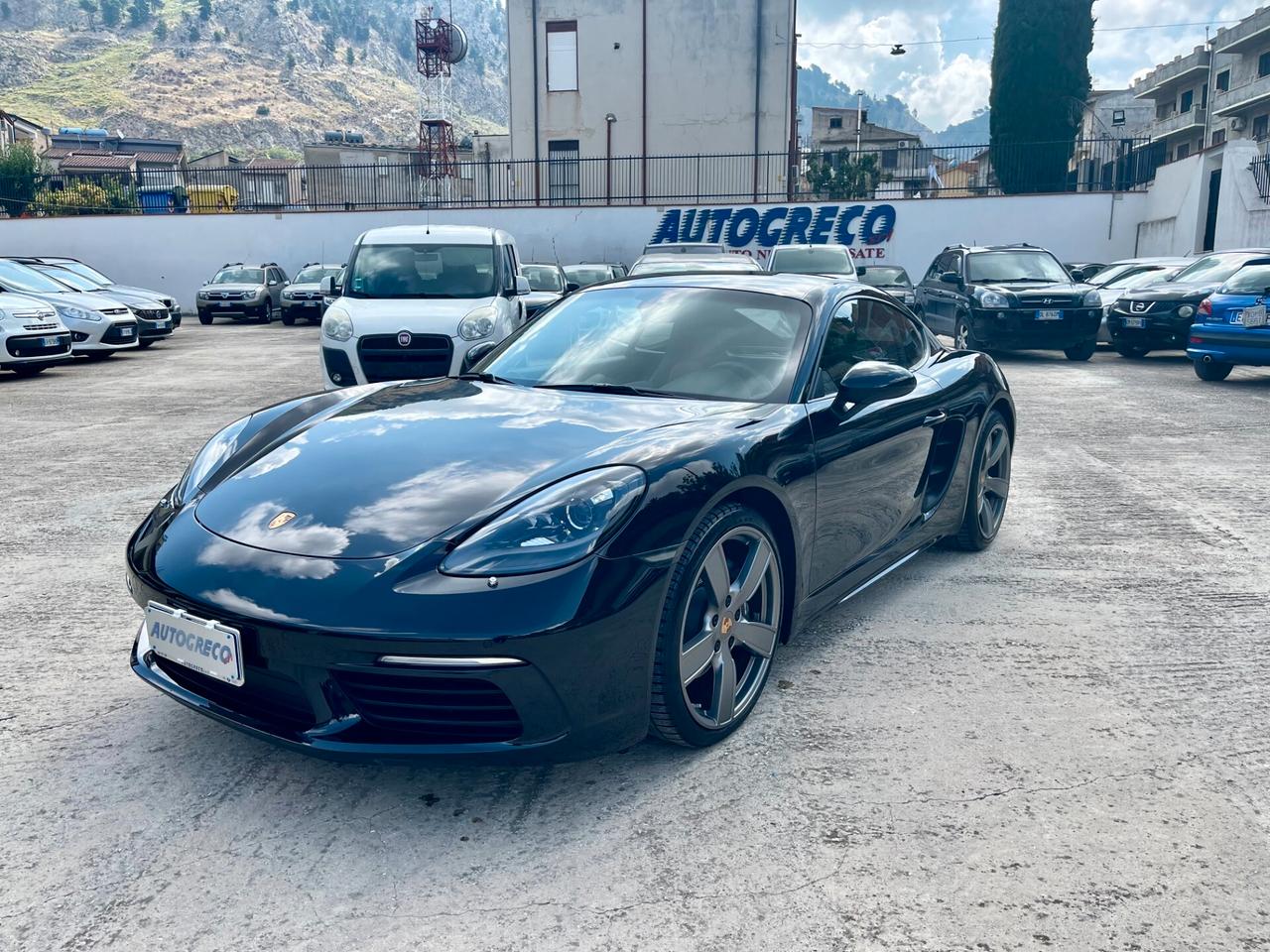 Porsche 718 Spyder Cayman 2.0