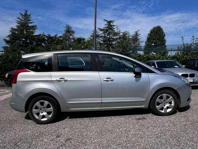 Peugeot 5008 5008 I 2009 1.6 hdi 16v Premium 110cv