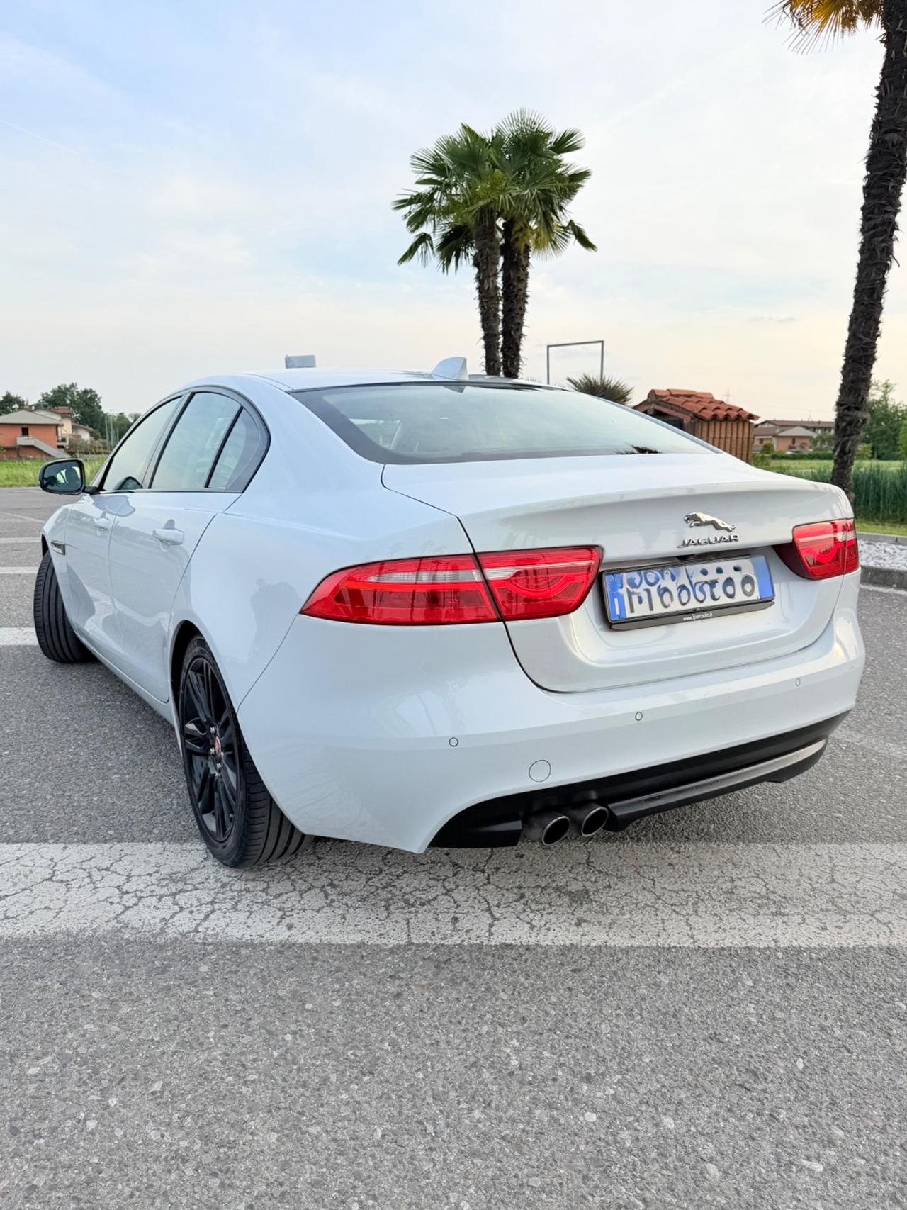 Jaguar XF 2.0 D 180 CV AWD aut. Portfolio