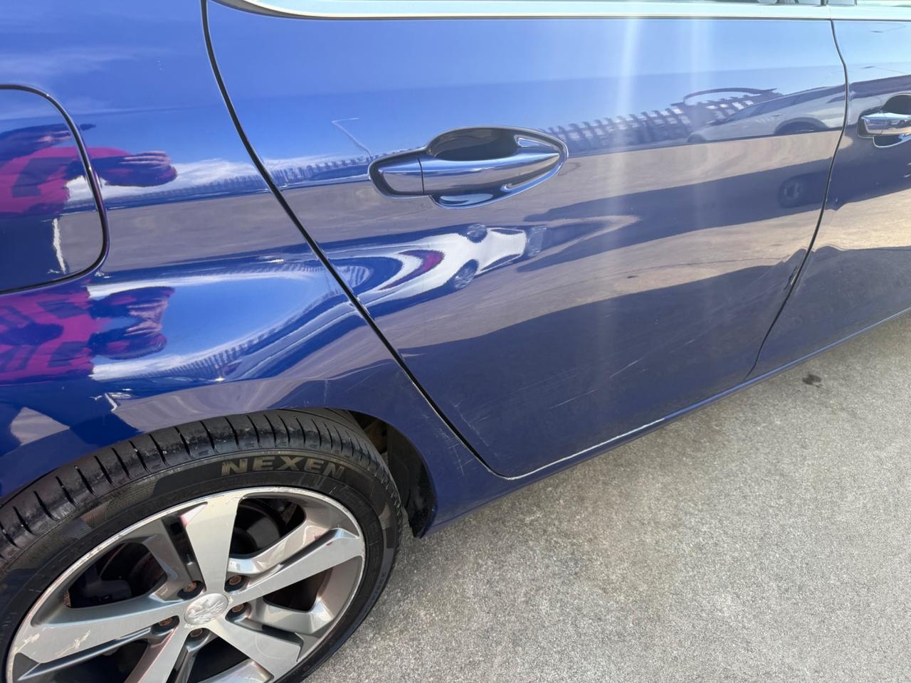 Peugeot 308 BlueHDi 120 S&S EAT6 Allure