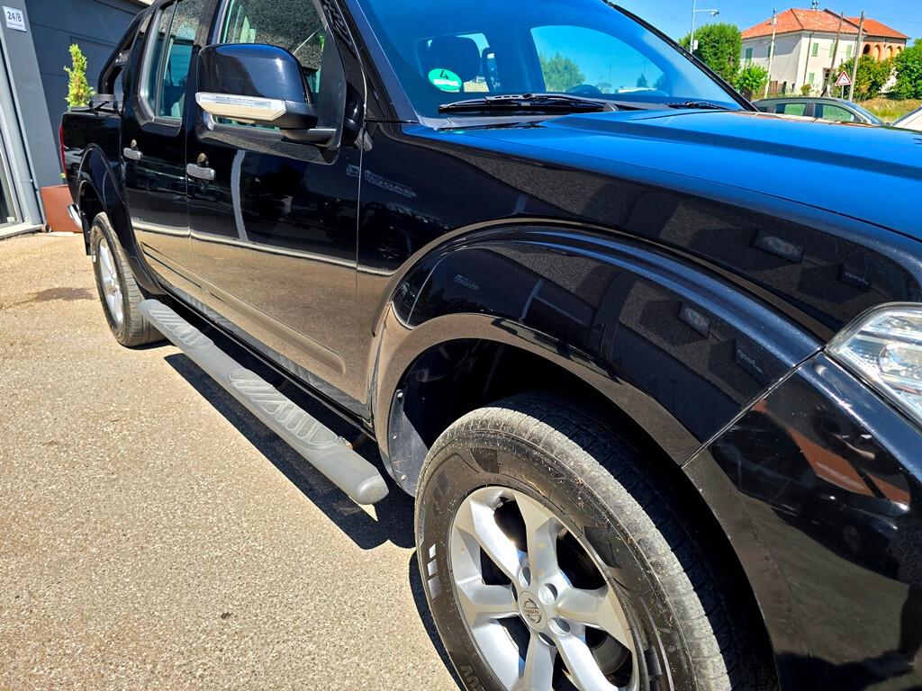 Nissan Navara 2.5 dCi 190CV "LE"