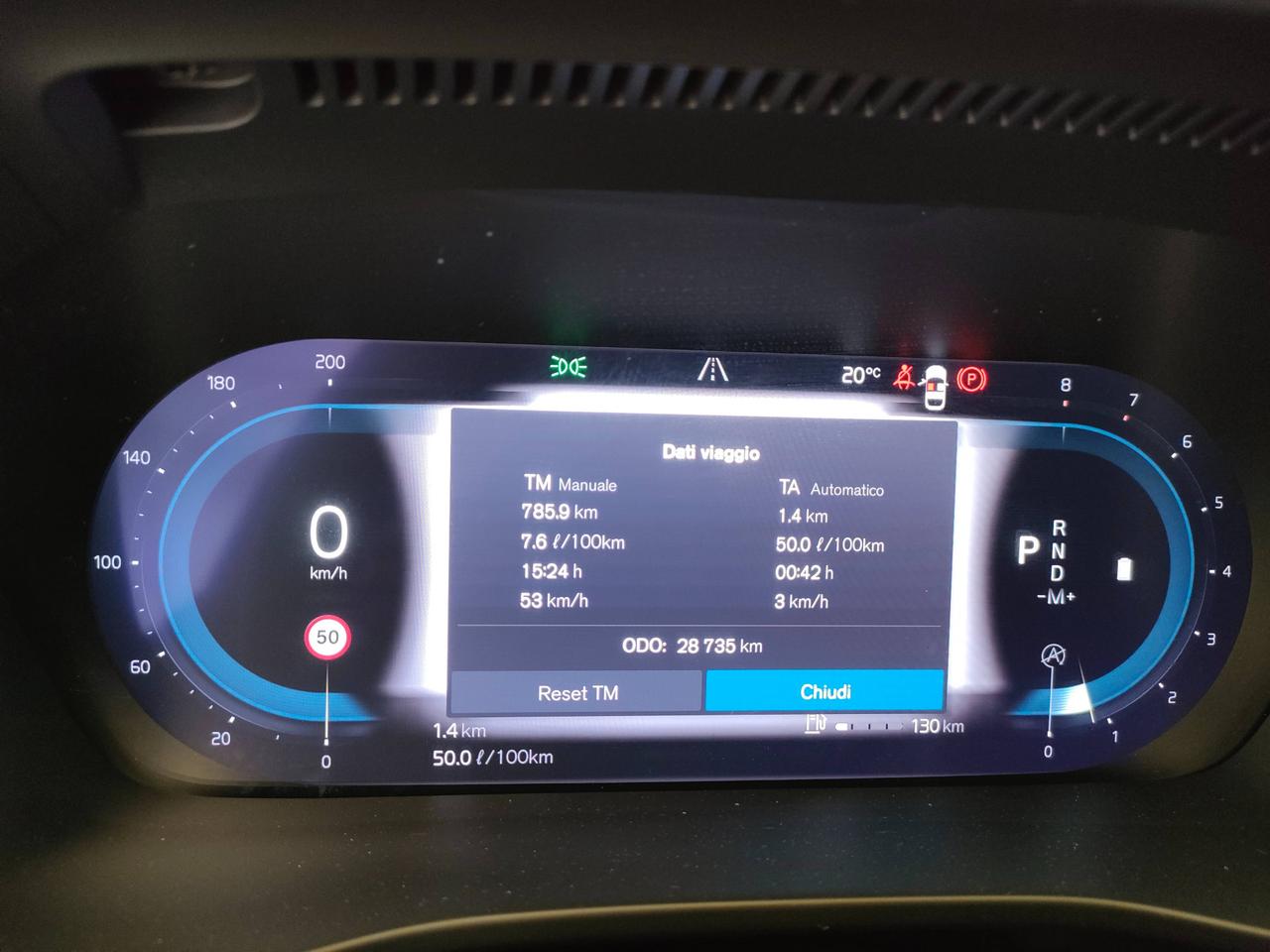 VOLVO XC40 2023 - XC40 2.0 b3 Essential auto