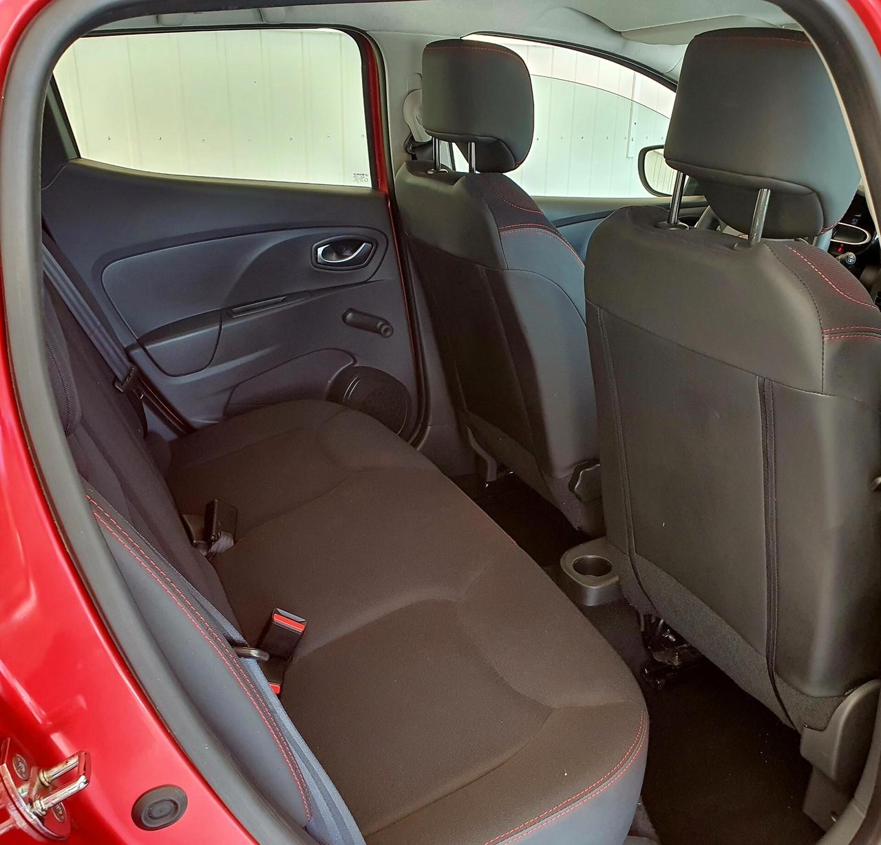 Renault Clio 1.2 Benz. - 2015 - KM. 65.000